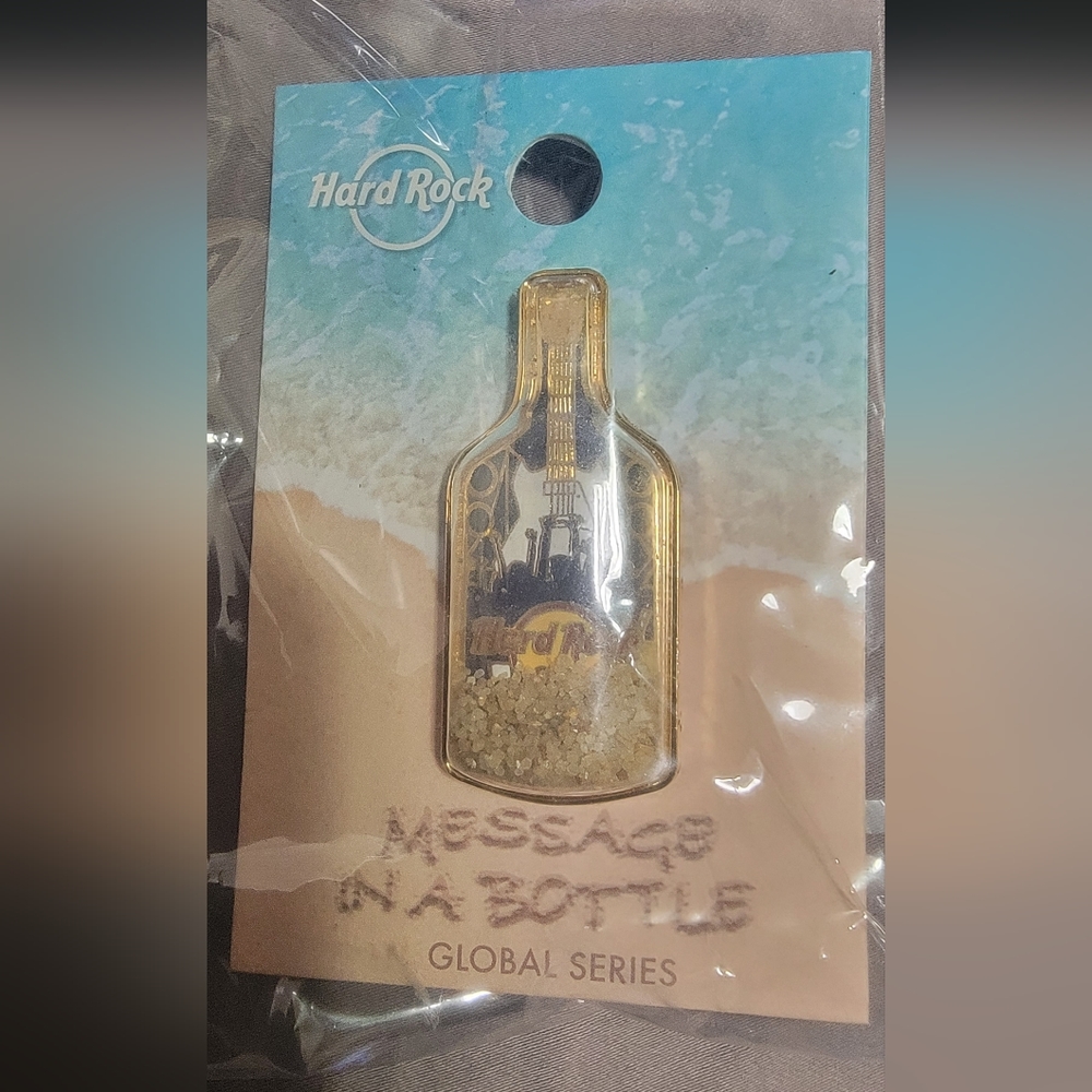 Hard Rock Message in a Bottle Collectors Pin